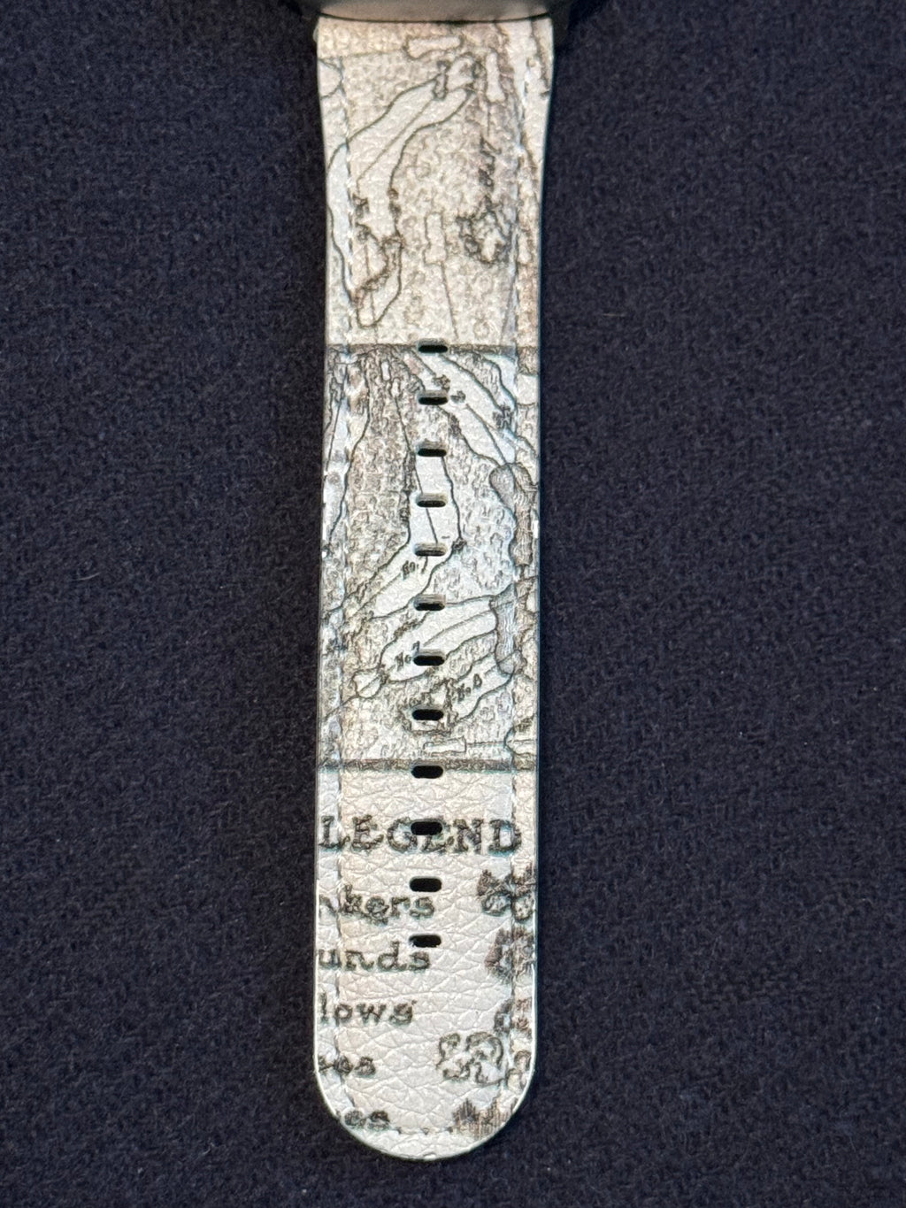 Custom Design : Seminole Apple Watch Band